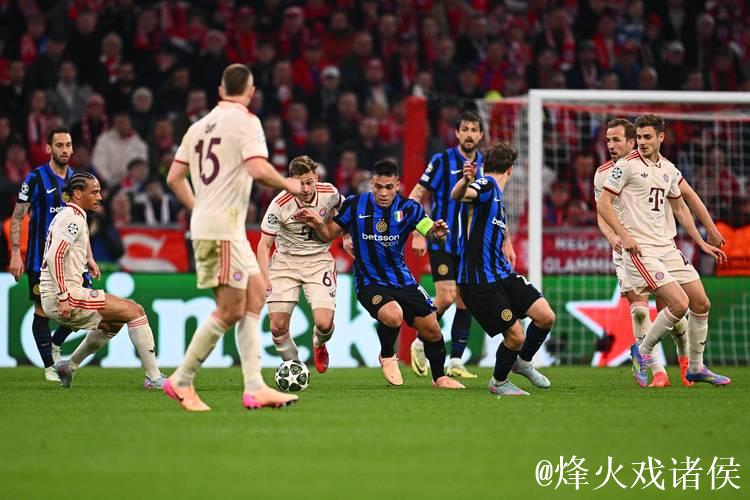 那不勒斯惨遭欧战两连败,首遇埃因霍温与本菲卡双重打击 那不勒斯惨遭欧战两连败,首遇埃因霍温与本菲卡双重打击